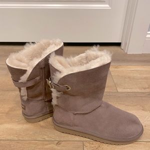 Brand new never worn mauve colored Ugg boots, gorgeous!